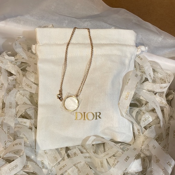 New 🌹CHRISTIAN DIOR 🌹 Gold Pendant Necklace- Gold Tone & Ceramic Jadore - Picture 9 of 15